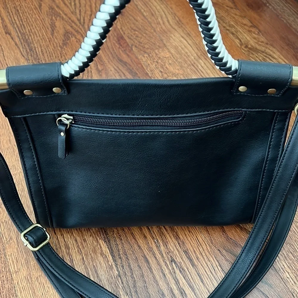 ✨HOST PICK✨ Relic by Fossil Tyla Leather Top Crossbody Satchel Bag